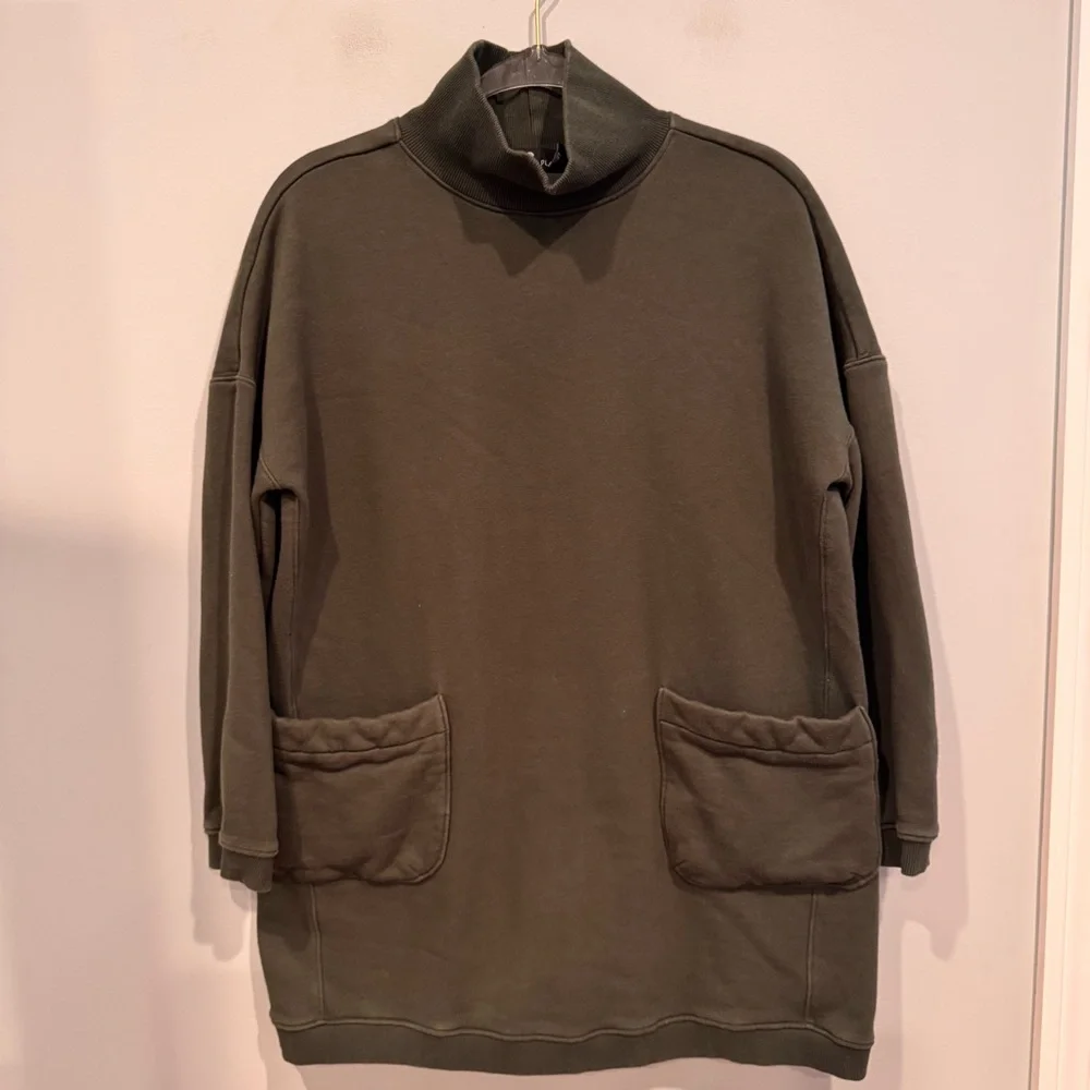 Tuckernuck Pomander Place Forest Green Porter Sweatshirt Dress Fleece Medium - Picture 2 of 9